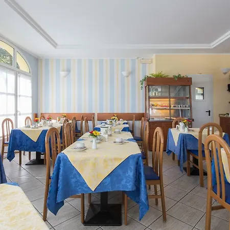 德尔非欧姆酒店 坎诺比奥